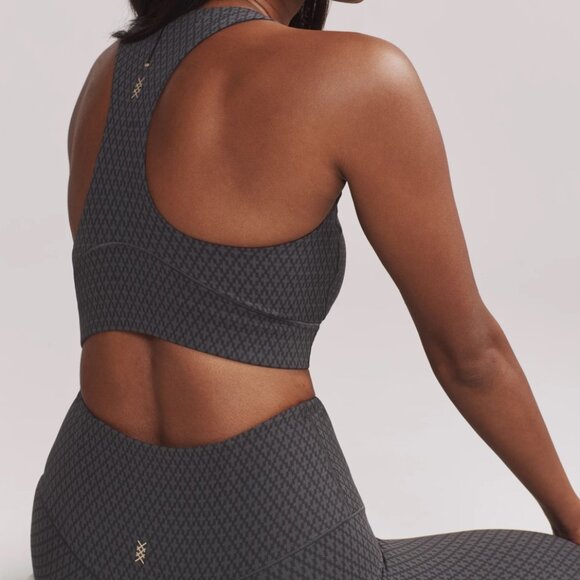 Rhone Revive Sports Bra XS - Picture 4 of 7